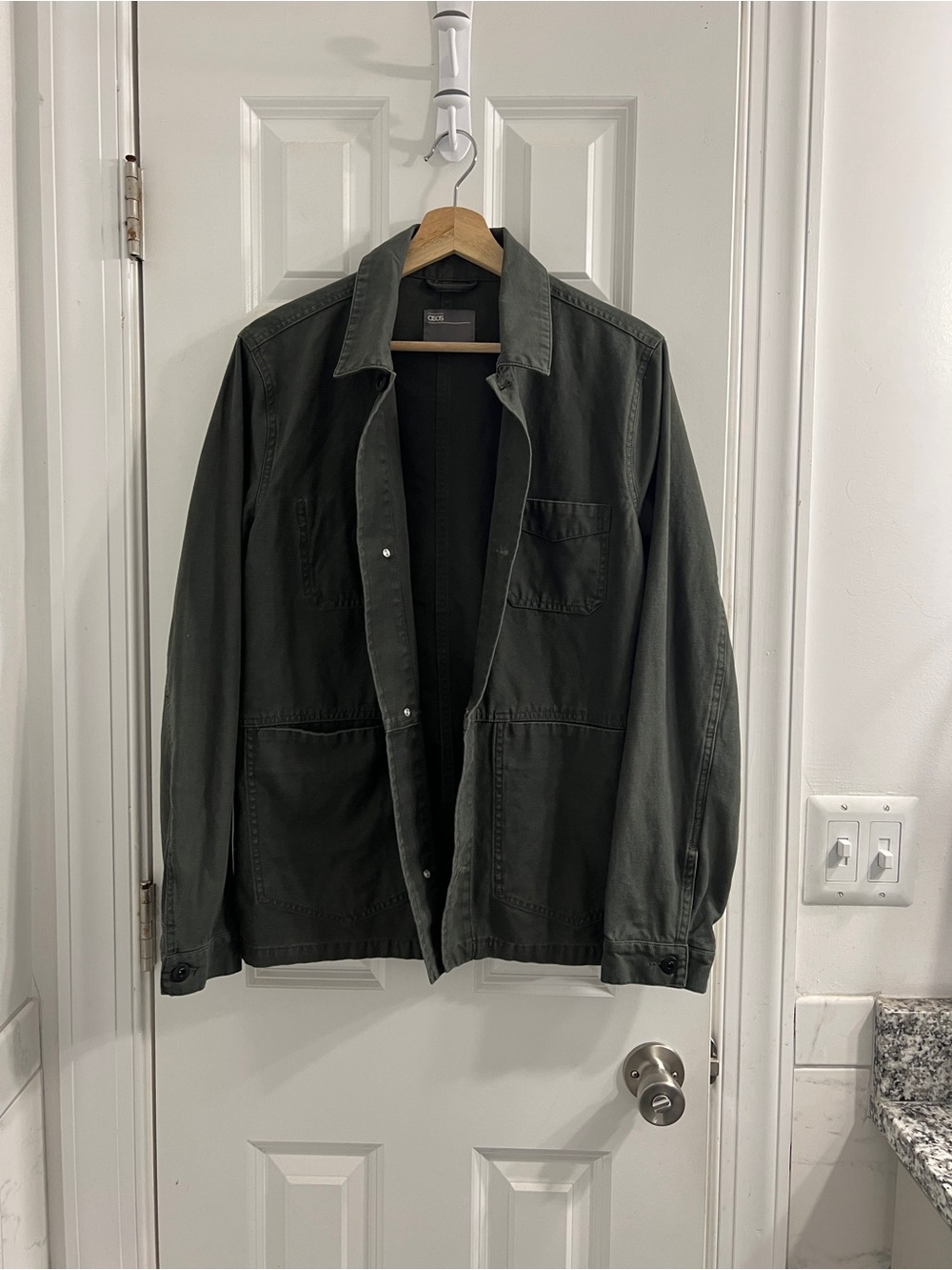 ASOS Olive Green Utility Jacket Shirt with Patch Pockets- Small - Picture 2 of 13